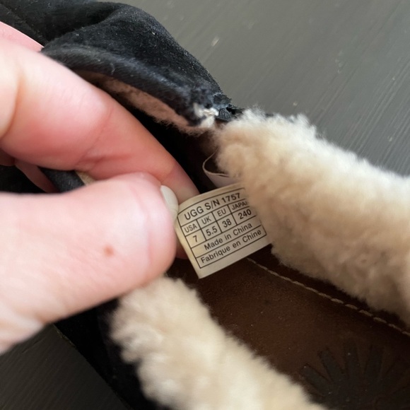 UGG Betty Suede Sherpa Slip Ons - Picture 6 of 8